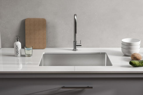 Elegant Lighting Chester in Stainless Steel Undermount Kitchen Sink L27 Inch xW18 Inch xH10 Inch Model: SK10127