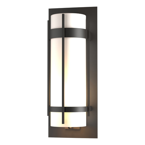 Hubbardton Forge Banded Extra Large Outdoor Sconce in Coastal Oil Rubbed Bronze Finish Model: 305895-SKT-14-GG0240