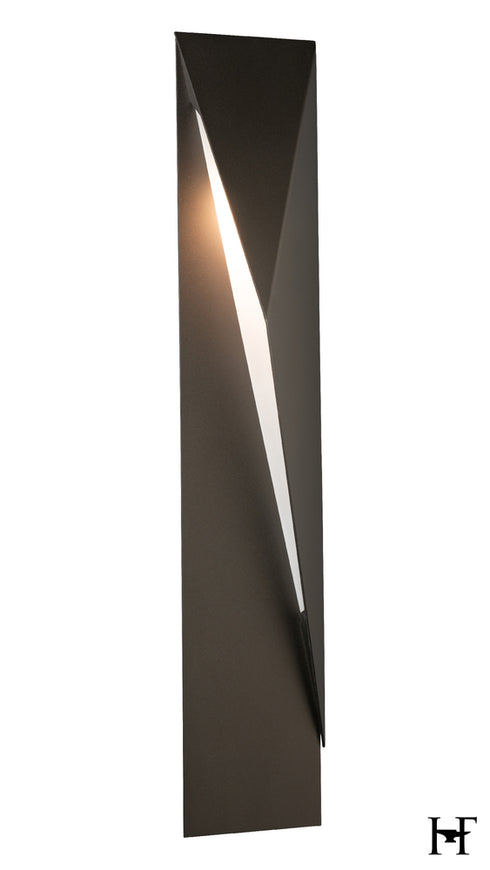 Hubbardton Forge Carbon Medium Outdoor Sconce in Coastal Oil Rubbed Bronze Finish Model: 302043-SKT-RGT-14