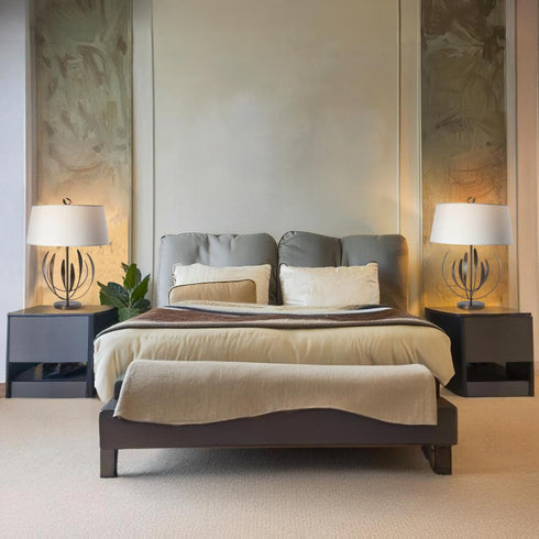 Hubbardton Forge Dahlia Table Lamp in Bronze Finish Model: 272105-SKT-05-SF2210