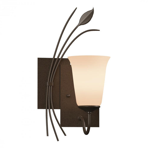 Hubbardton Forge Forged Leaf Sconce in Bronze Finish Model: 205122-SKT-LFT-05-GG0035