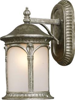 Hampton Collection Outdoor Traditional Wall Mount
