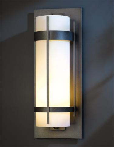 Hubbardton Forge Banded Extra Large Outdoor Sconce Model: 305895-LED-77-GG0240