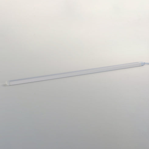 Maxim Countermax 120v Slim Stick Under Cabinet Model: 88955BZ