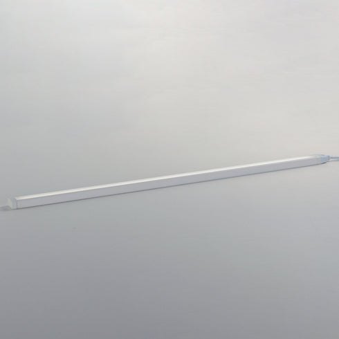 Maxim Countermax 120v Slim Stick Under Cabinet Model: 88955BZ