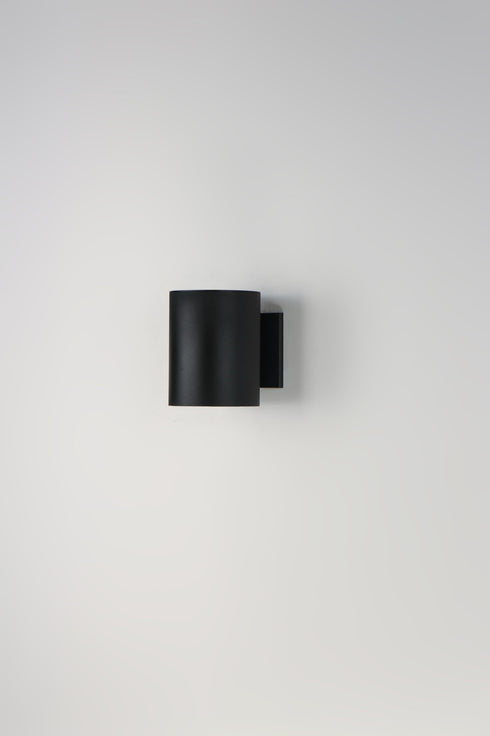 Maxim Outpost 1 Light 7.25 Inch High Outdoor Wall Model: 26101BK